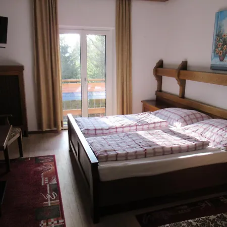 Waldpension Reisinger Bed & Breakfast Fladnitz an der Teichalm